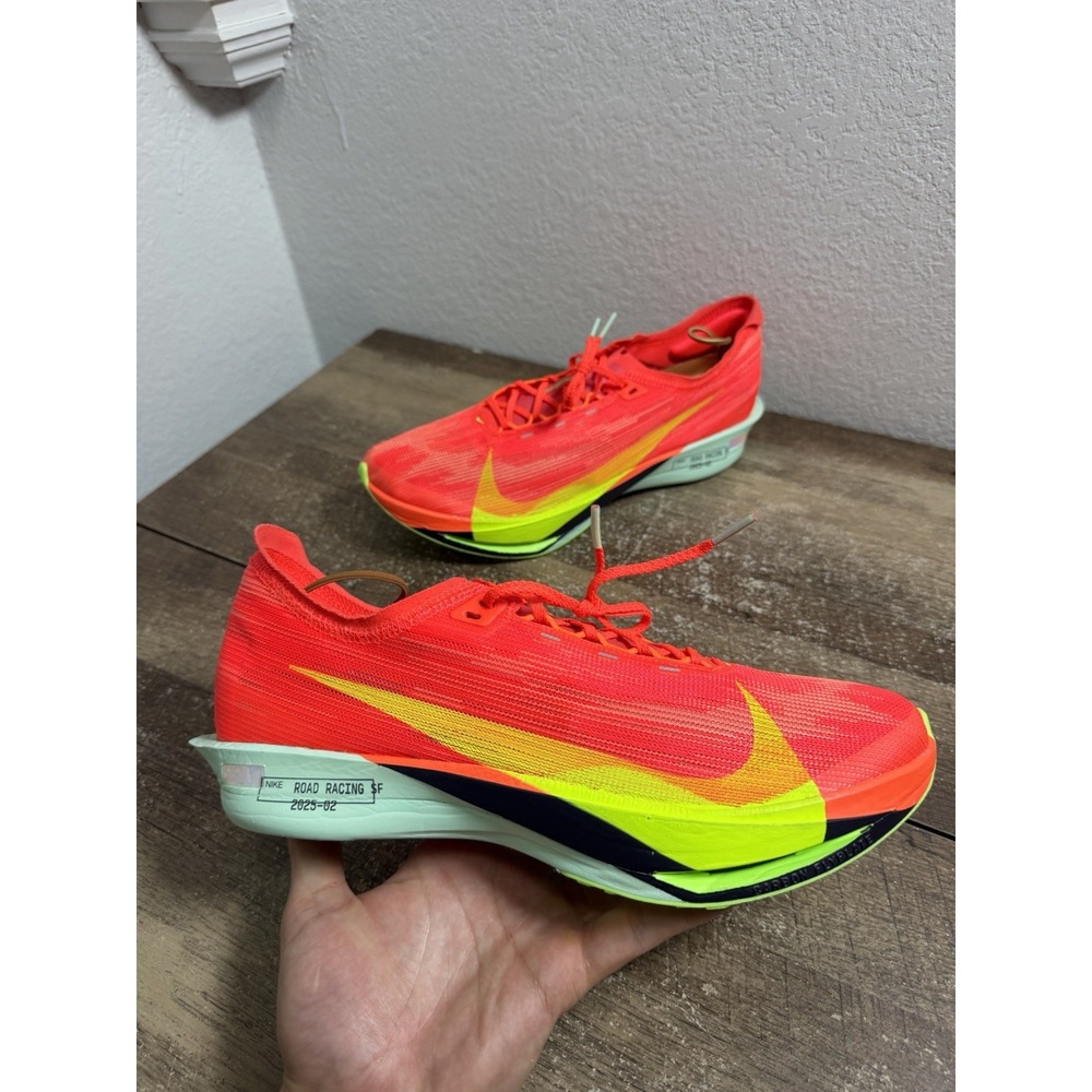 Nike ZoomX Streakfly 2 Knit Running Sneaker HF6416-600 Bright Crimson Size 11